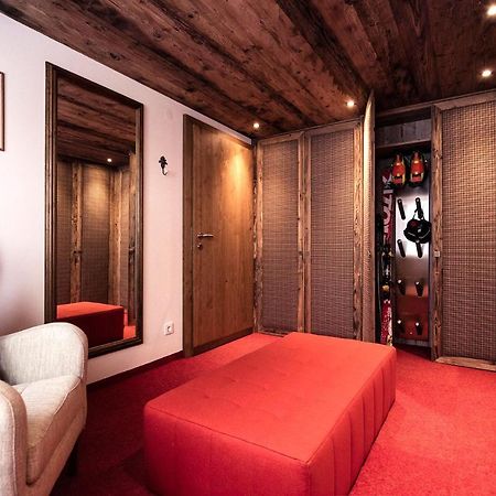 Haus Burgi - Angelika Walch Daire Stuben am Arlberg Dış mekan fotoğraf